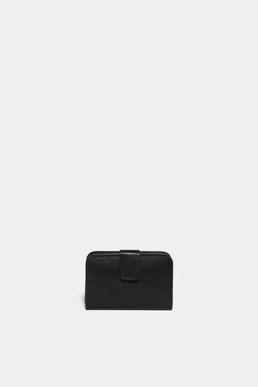 D2 Statement Wallet