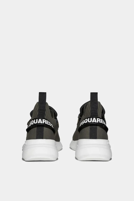 Fly Sneakers